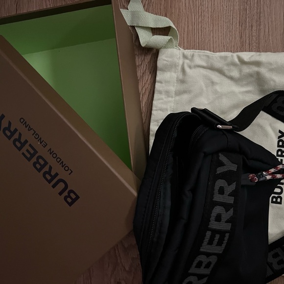 Burberry crossbody bag - Picture 5 of 15